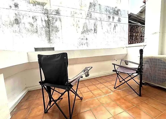 Sukhumvit Soi 12: 3 Bed / 2 Bath For 7 Ppl Group 酒店