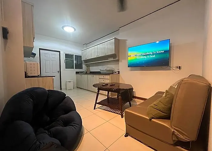 Sukhumvit Soi 12: 3 Bed / 2 Bath For 7 Ppl Group 曼谷