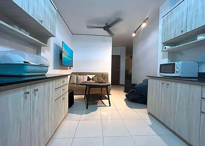 Sukhumvit Soi 12: 3 Bed / 2 Bath For 7 Ppl Group 酒店 2*